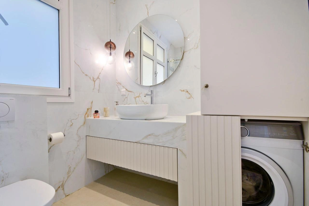 Suite #2 photo 12